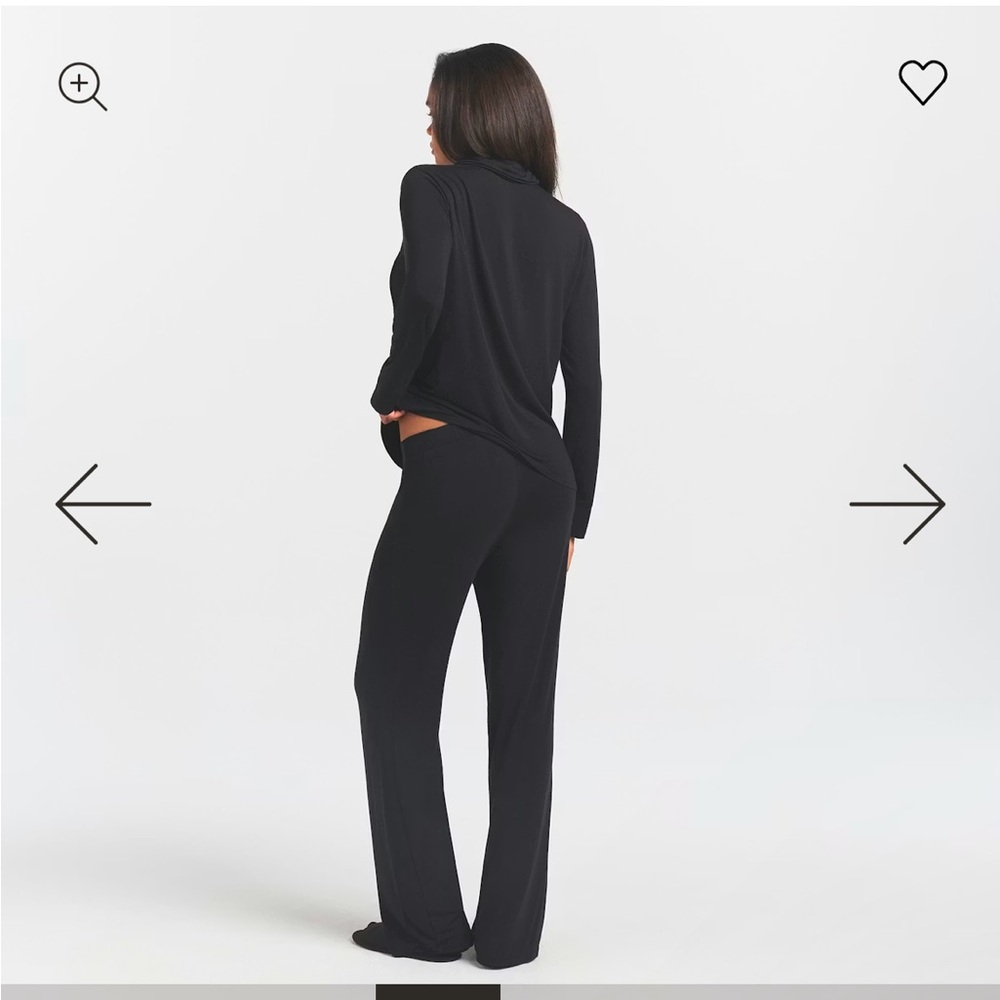 SKIMS pajama set - NWT onyx- Small - Picture 2 of 6